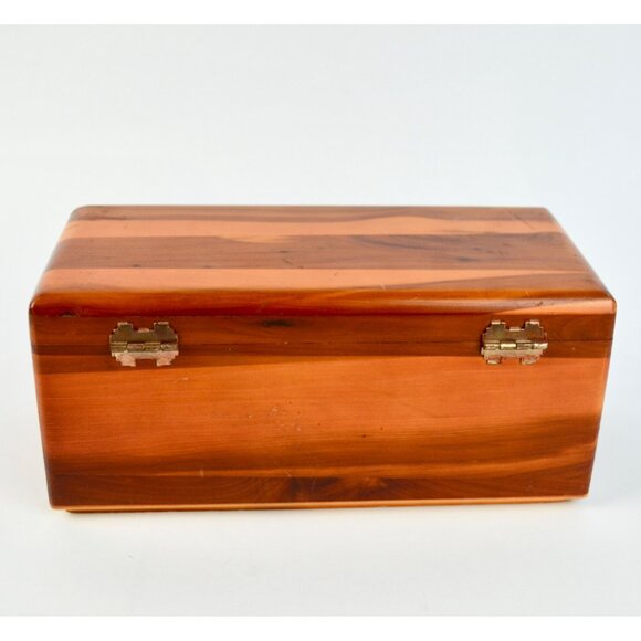 Lane Cedar Chest Small Vintage No Key Swanson Furniture Cokato - Picture 6 of 8